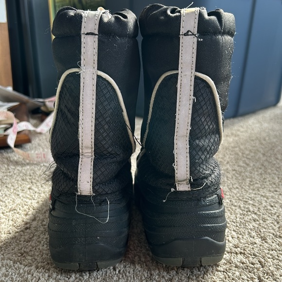 Ice Fields Kids Winter Boots - Picture 2 of 6